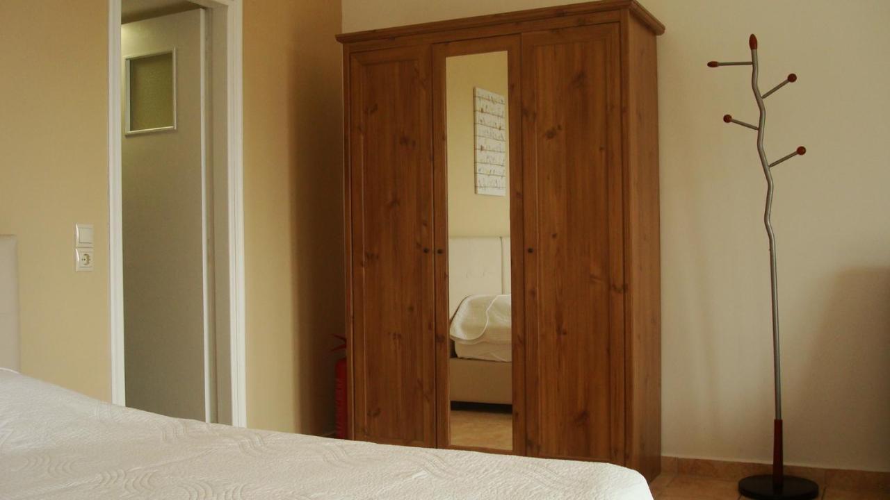 Merlot Village Rental Apartments Kariá Екстериор снимка