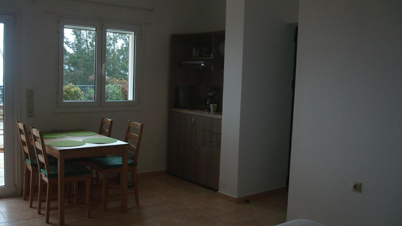 Merlot Village Rental Apartments Kariá Екстериор снимка