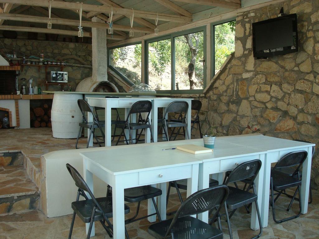Merlot Village Rental Apartments Kariá Екстериор снимка