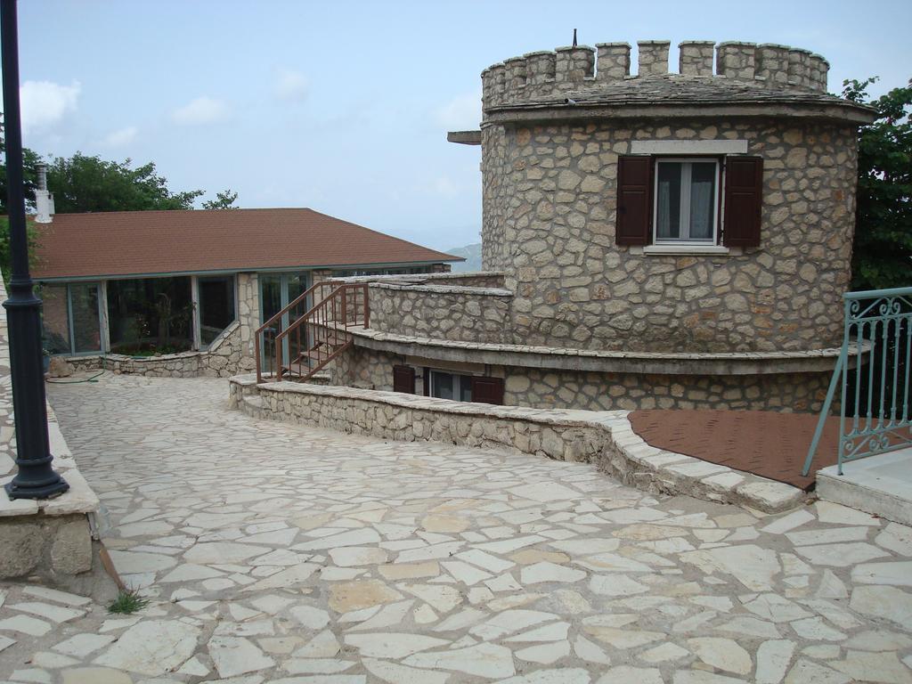 Merlot Village Rental Apartments Kariá Екстериор снимка